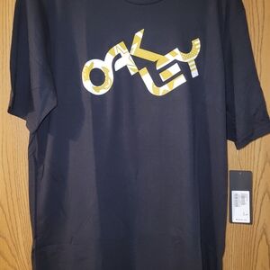 Oakley Men's Black T-Shirt